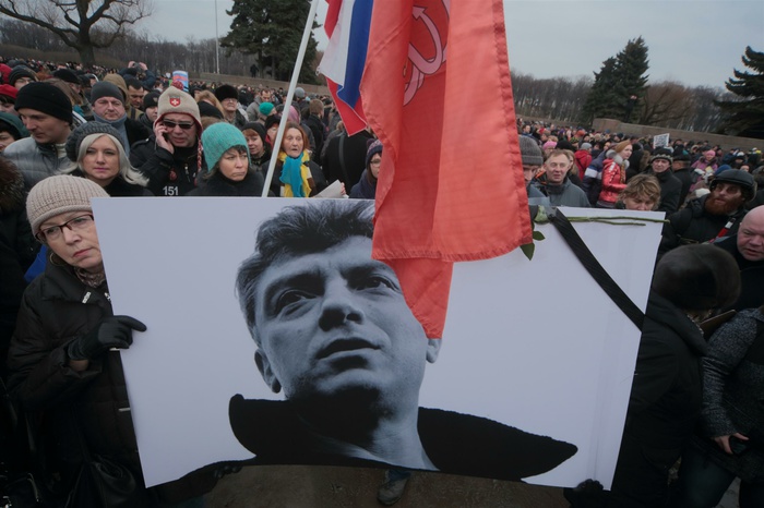 Исполнители получили аванс в 500 тыс. рублей за убийство Немцова