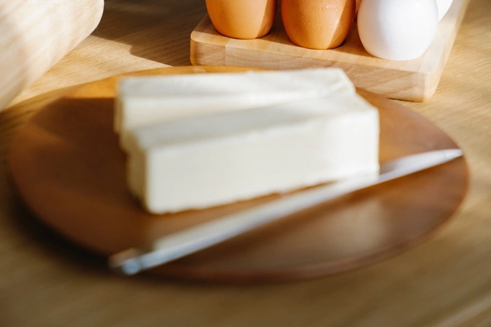 В Екатеринбург завезли поддельное сливочное масло