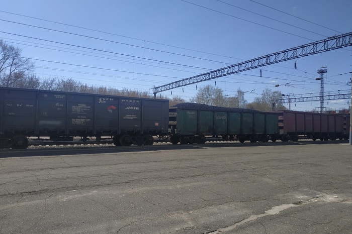 Грузовой поезд сошел с рельсов в результате диверсии в Брянской области