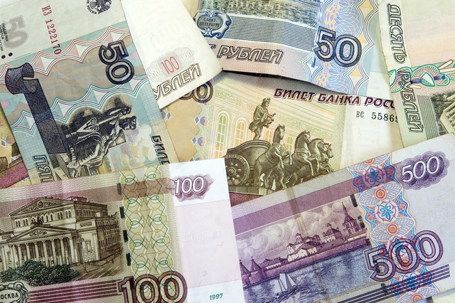 Россия и КНДР начали расчеты в рублях