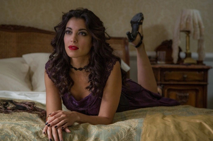 В Индии потребовали сократить поцелуи в фильме про Джеймса Бонда