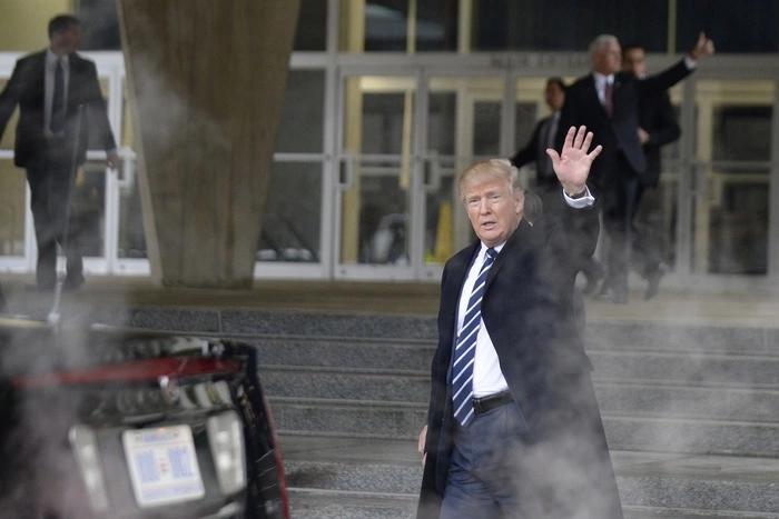 Сенаторы решили помешать Трампу снять санкции с России