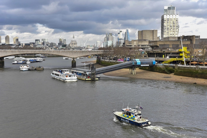 Российские миллионеры отказали России в хранении своих сбережений