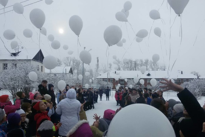 Экологи сочли массовый запуск воздушных шариков варварским ритуалом
