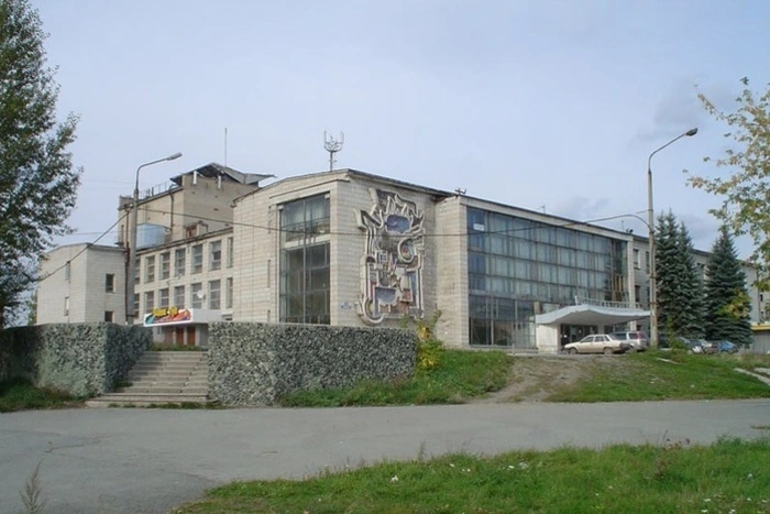 Екатеринбургские приставы закрыли ДК «Химмаш»