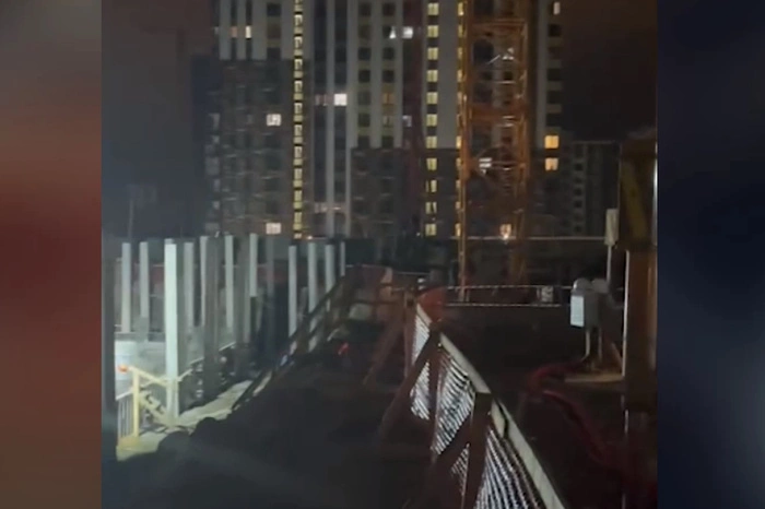 Екатеринбуржцев напугал жуткий шум посреди ночи