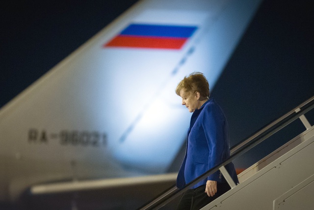 Меркель предложила России строить совместную систему безопасности
