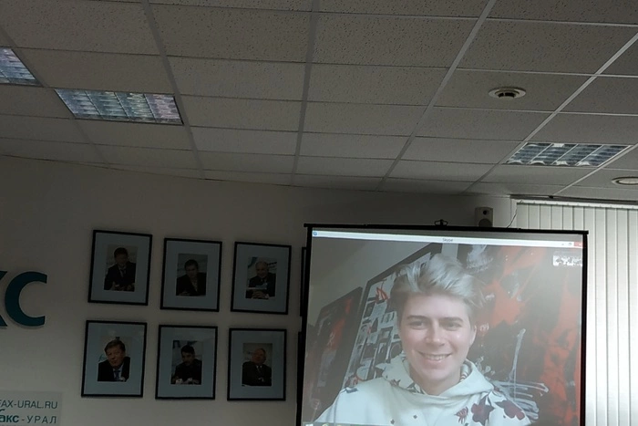 Покрас Лампас объяснил, какую роль в его работе на Уралмаше играет крест