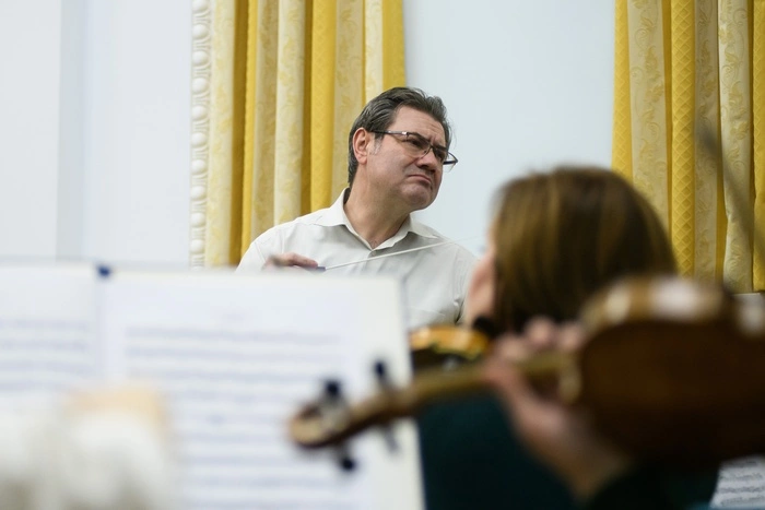 СМИ показали непарадную сторону филармонии на презентации абонементов сезона