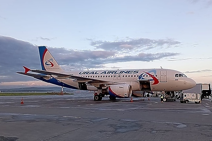 Международный рейс «Уральских авиалиний» сильно задержался в Москве