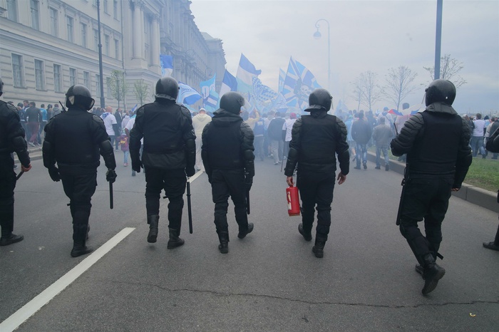 ФСБ советует россиянам не участвовать в митингах