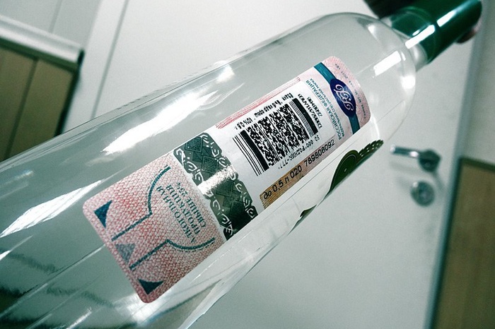В Екатеринбурге магазин оштрафовали на 100 тысяч за продажу поддельной водки