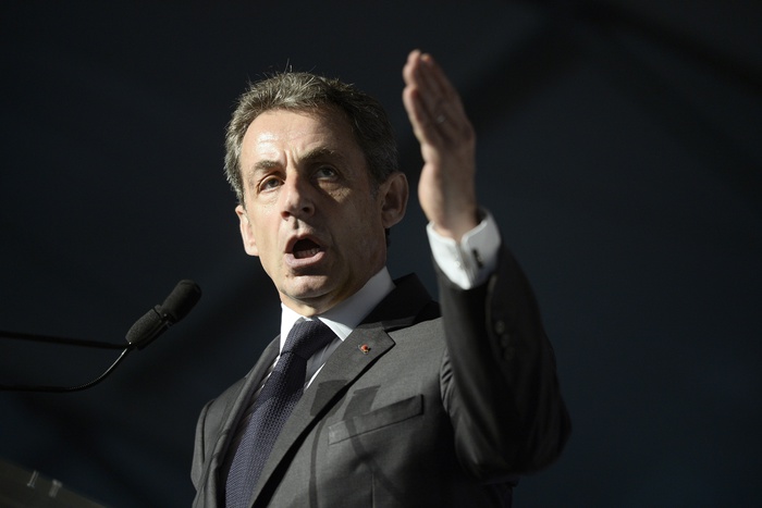 Саркози призвал Запад перевернуть страницу холодной войны с Россией