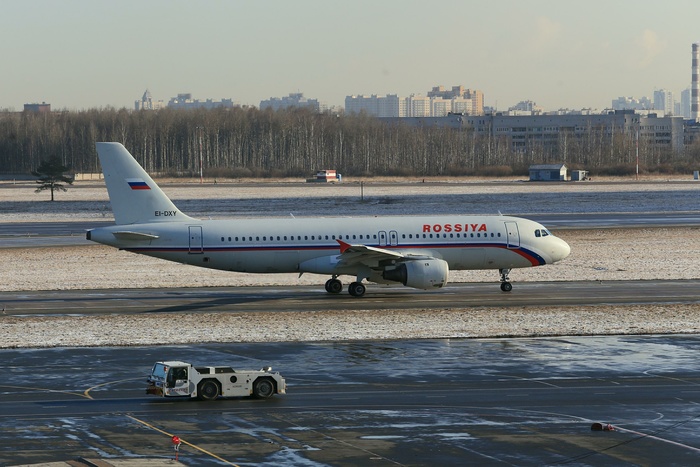 Следователи проверяют информацию о дебоше на авиарейсе Екатеринбург-Анталья