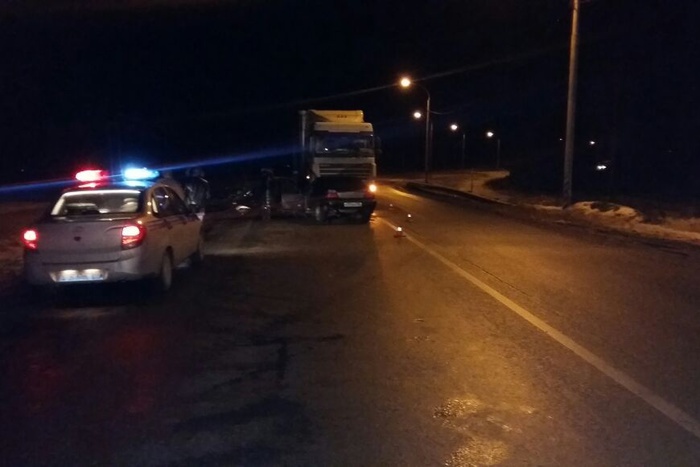 На трассе Екатеринбург-Тюмень погибла женщина-водитель