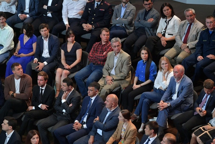 Дзюба выругался матом на «прямой линии» с Путиным