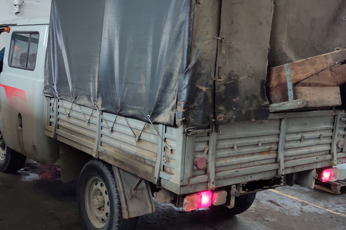 В Свердловской области мужчина украл 400 кг рельсов с путей