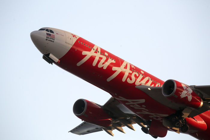 Самолёт AirAsia случайно сел не в той стране