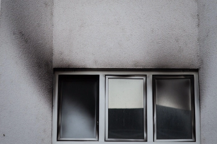 В ФРГ задержали пять человек по подозрению в поджоге приюта для беженцев