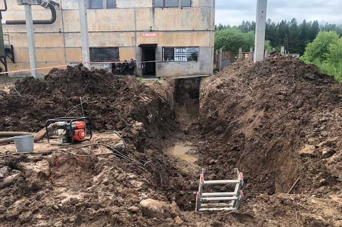 В Свердловской области рабочего насмерть засыпало землёй