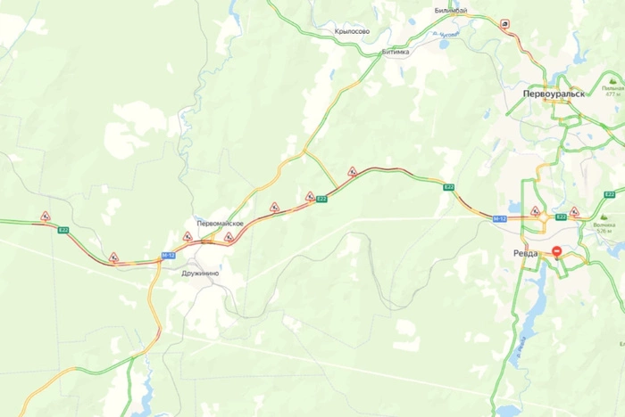 Пермский тракт наглухо встал в одну сплошную пробку