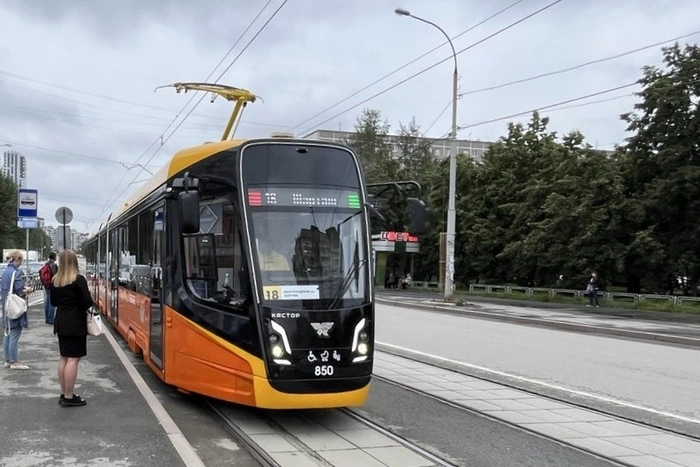 В Екатеринбурге скоро появятся 15 современных и крутых трамваев