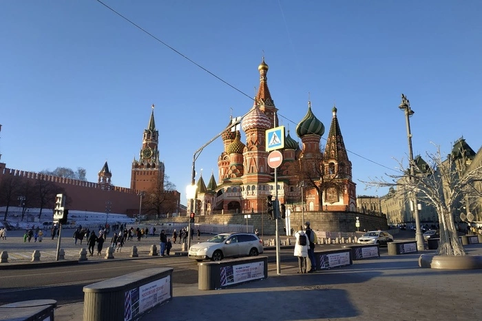 Врачи предостерегли россиян от ношения маски на улице в мороз