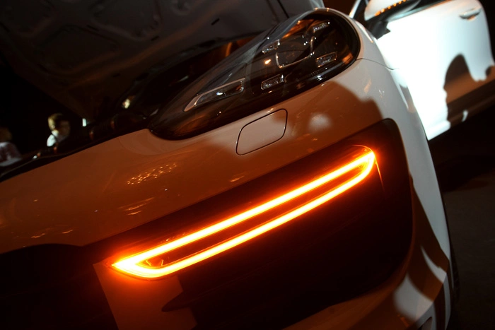 В Екатеринбурге должник лишился Porsche стоимостью в 10 раз дороже суммы долга