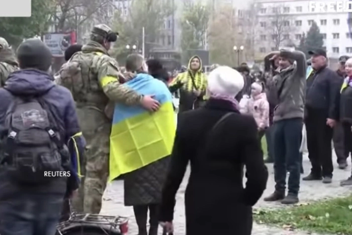 The New York Times рассказала, как Киев «записывает» жителей Херсона в «коллаборанты»