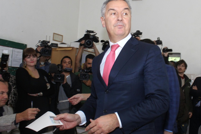Черногория отказалась обвинять российские власти в организации путча