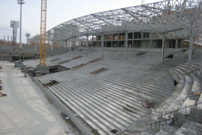 Морозы не повлияли на темпы строительства стадиона к ЧМ-2018 в Екатеринбурге