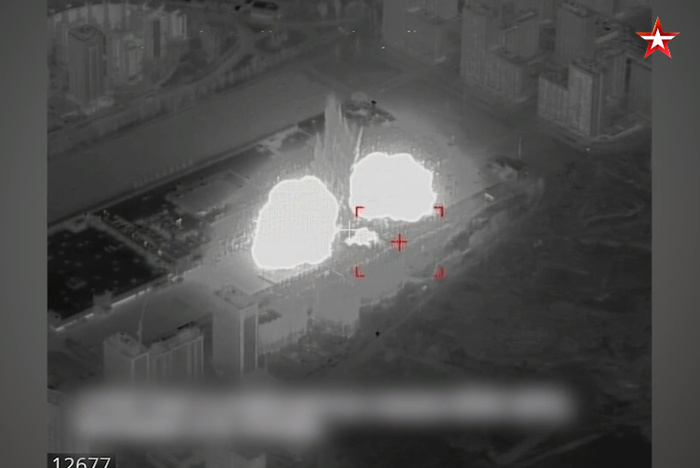 Миноброны России объяснило ракетный удар по зданию торгового центра в Киеве