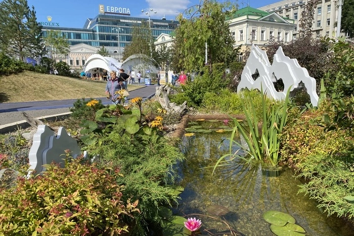 Ландшафтный «Атмофест-2022» на площади 1905 года завершился