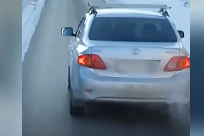 Около Екатеринбурга водители заметили странные камеры, спрятанные в машинах