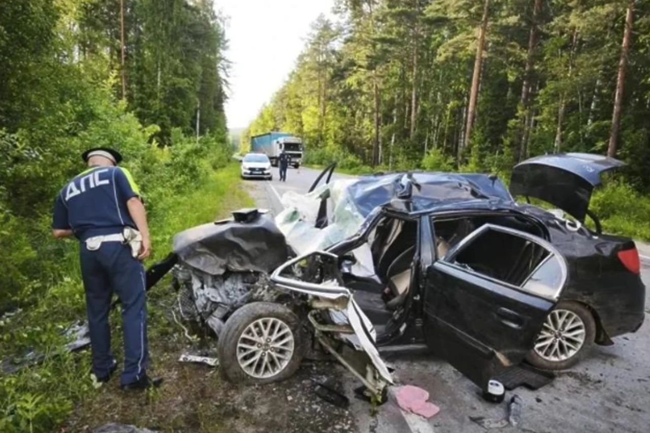 Девушка устроила смертельную аварию на свердловской трассе