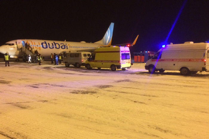 Самолет Flydubai после экстренной посадки оставили в аэропорту Челябинска