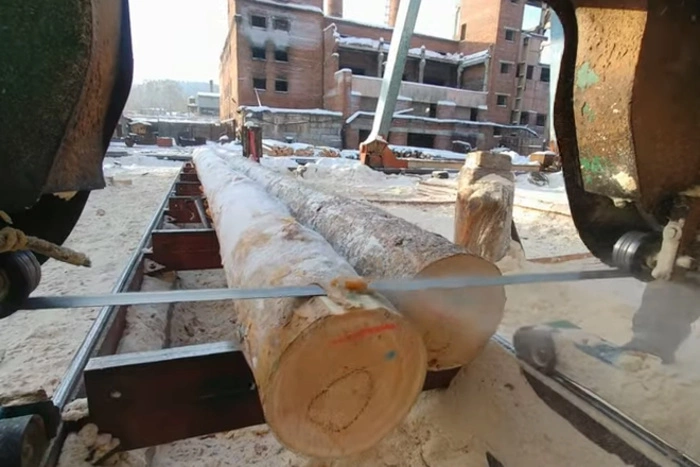 Кочегар погиб на лесоперерабатывающем заводе в Свердловской области