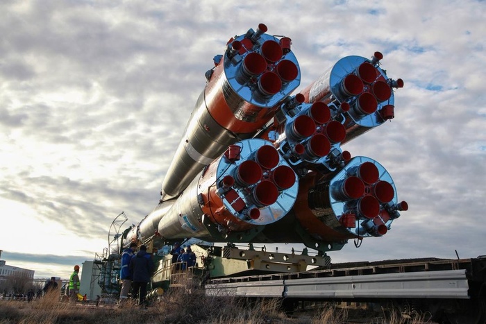 Поисково-спасательная группа ЦВО вылетела в Казахстан встречать «Союз МС-11»