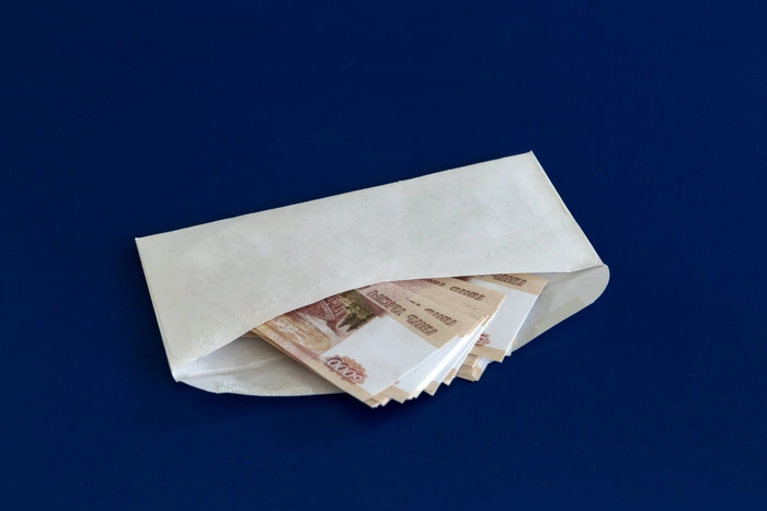 Получающие «серую» зарплату россияне останутся без кредитов. Или будут за них переплачивать