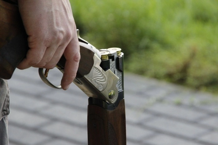 Свердловчанин насмерть застрелил из ружья любовника бывшей жены