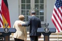 СМИ Италии: Обама "радуется" осложнениям связей РФ и ЕС