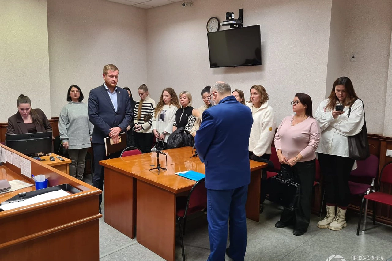 Свердловскую блогершу, обвиняемую в 1781 преступлении, оставили в СИЗО