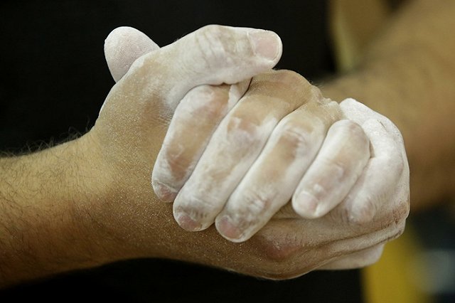 Сборная России по тяжелой атлетике отстранена от участия в Олимпиаде