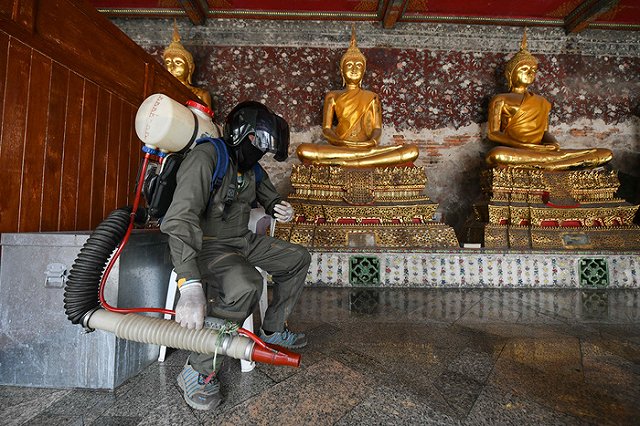 Семья екатеринбуржцев из-за закрытия границ не может выбраться из Таиланда