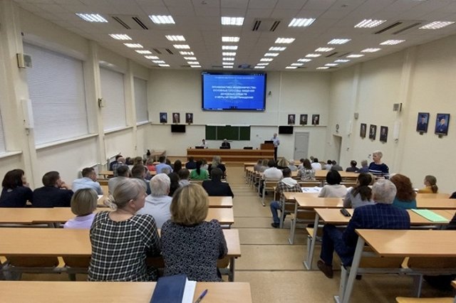 Силовики будут предупреждать жителей Екатеринбурга о мошенниках через громкоговорители