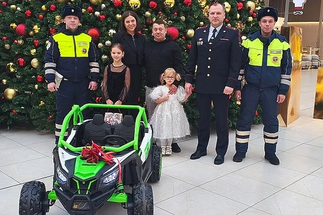 Свердловская полиция исполнила мечту 5-летней екатеринбурженки