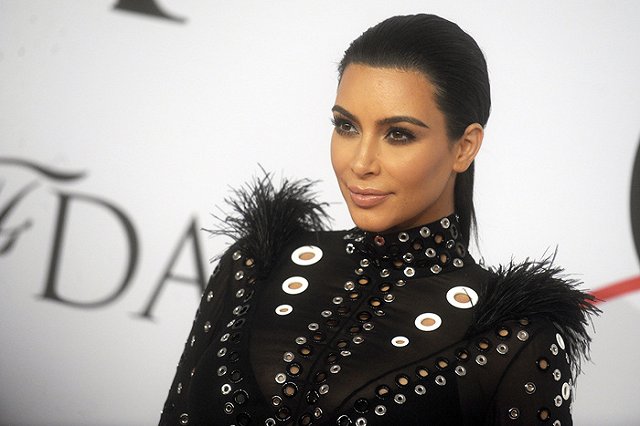 Музей восковых фигур увековечит Ким Кардашьян в процессе селфи