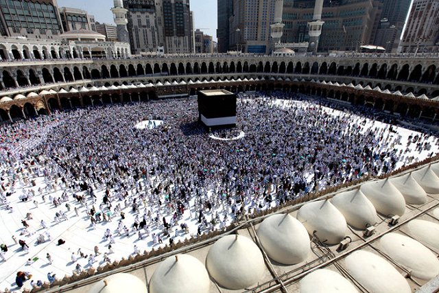 Строительный кран рухнул на Мечеть Аль-Харам