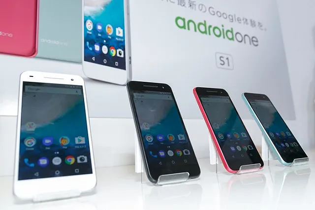 В смартфонах на Android нашли предустановленный вирус