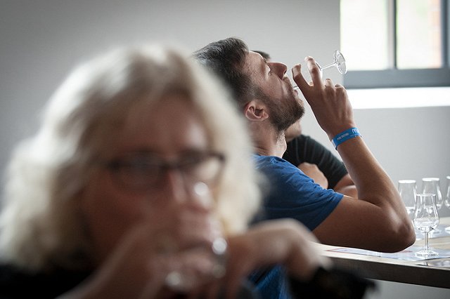 Магнитогорская школьница скончалась, выпив полтора литра джин-тоника